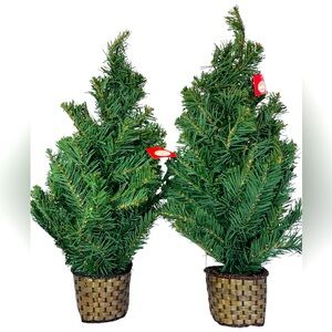 Vintage Evergreen Holiday Pine Trees in Woven Baskets for Door Decoration.  NWT